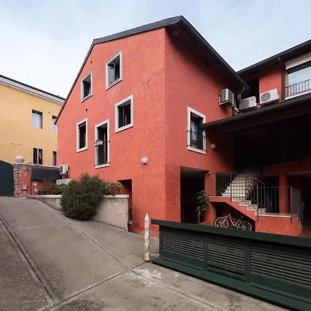 Piccolo Borgo Di Raoul *